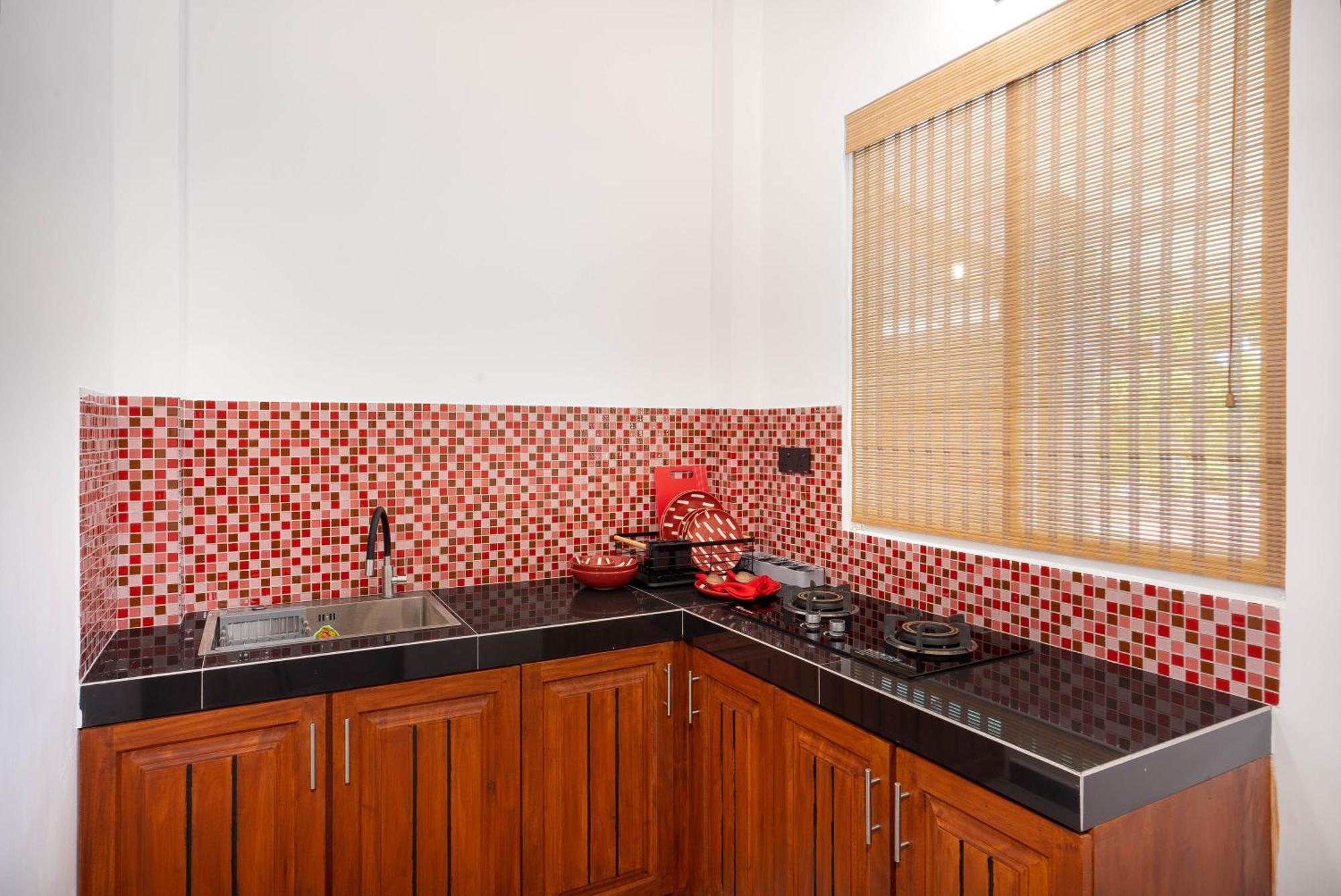 Hasthri Boutique Red Chalet In Ahangama With Pool Near Beach Εξωτερικό φωτογραφία