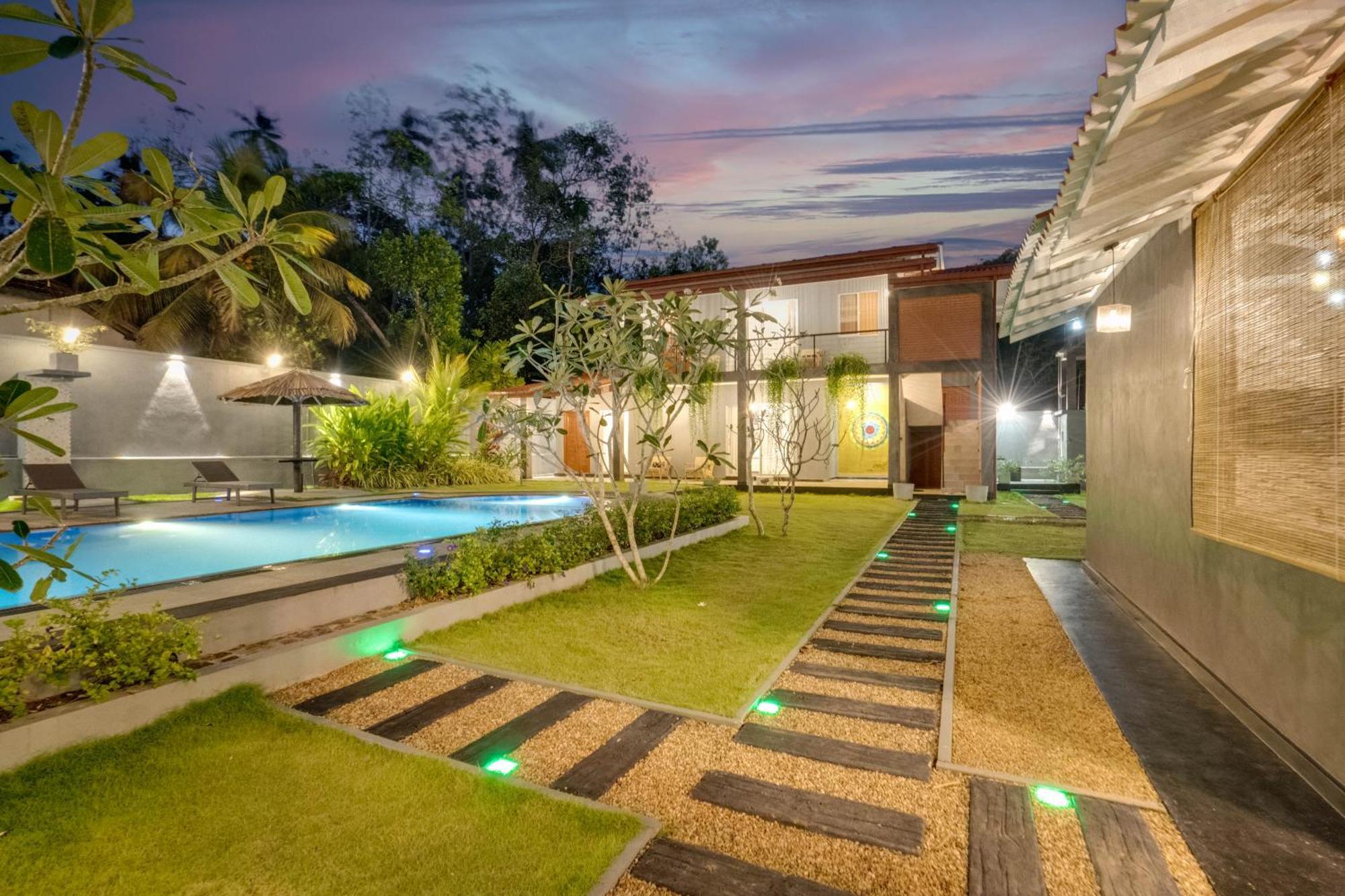 Hasthri Boutique Red Chalet In Ahangama With Pool Near Beach Εξωτερικό φωτογραφία