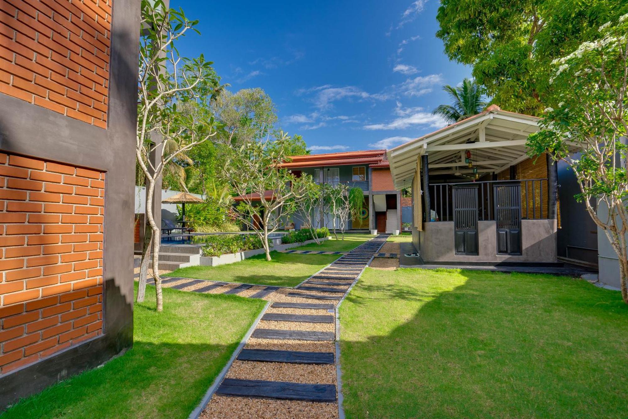 Hasthri Boutique Red Chalet In Ahangama With Pool Near Beach Εξωτερικό φωτογραφία